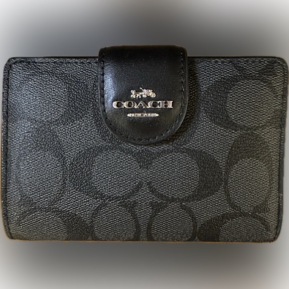 Coach Mini ID Wallet in Signature Canvas – Black on Black - Picture 1 of 8